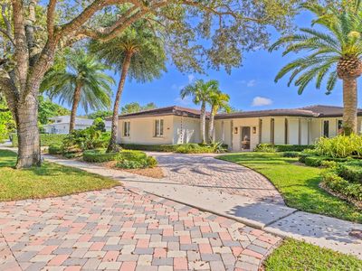 16111 W Troon Cir, Miami Lakes, FL, 33014
