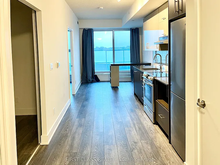 188 Fairview Mall Dr #620 — Photo 3
