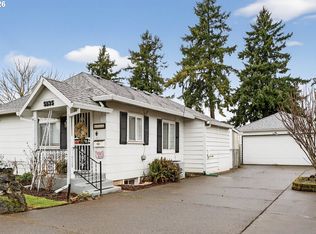 5535 SE Flavel St, Portland, OR 97206