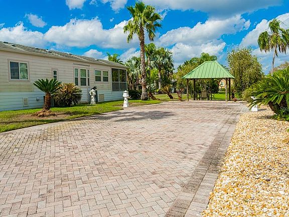 2nd image of 6948 AMANDA VISTA CIRCLE LOT 17