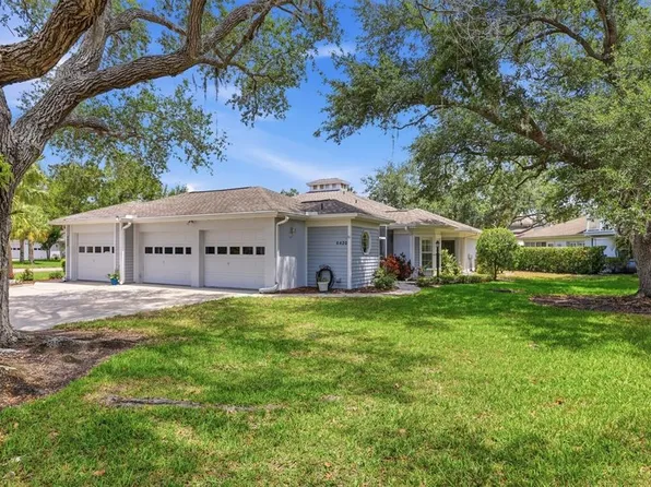 6420 Carrington Cir #35, Sarasota, FL 34238