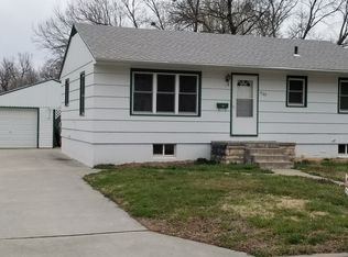 1127 Rucker Dr, Junction City, KS 66441