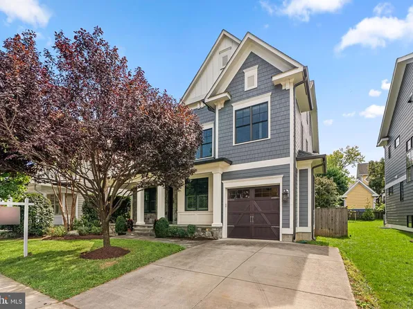 4510 Maple Ave, Bethesda, MD 20814