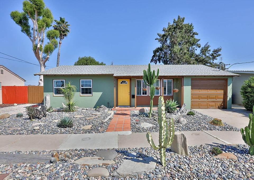 Welcome to 4681 Moraga Ave., 92117!