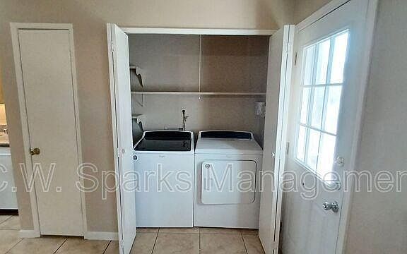 5th image of 544 Cumberland Dr