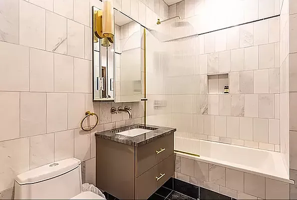 Rented by REAL New York | media 6