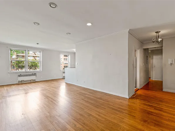 162-21 Powells Cove Blvd #2S, Beechhurst, NY 11357