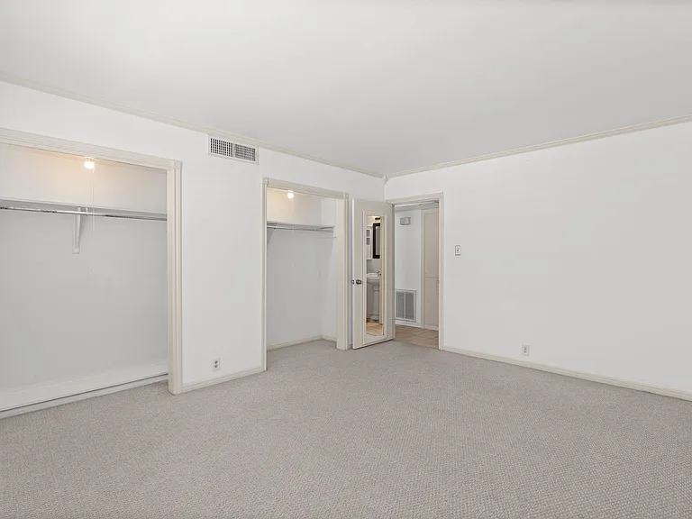 2601 Bellefontaine St #B105 — Photo 18