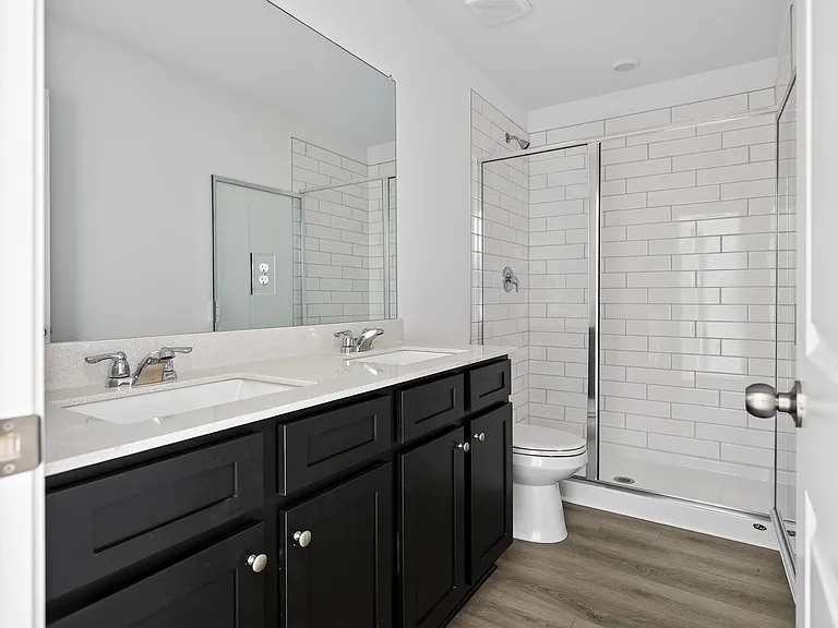 5044 Highwood Dr — Photo 19