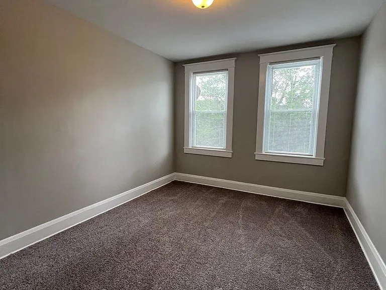 1329 Homestead St — Photo 18