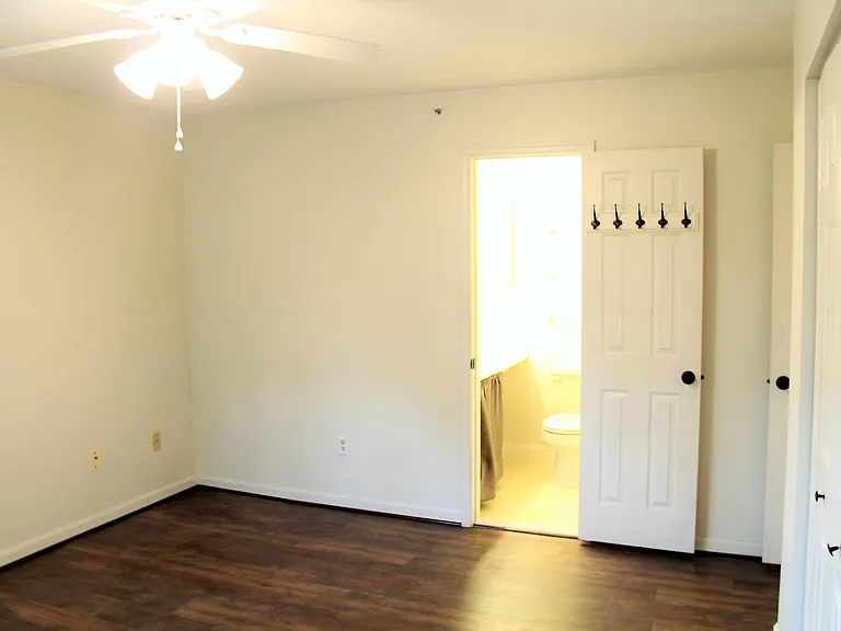 203 Cross Pointe Ct #3B — Photo 11