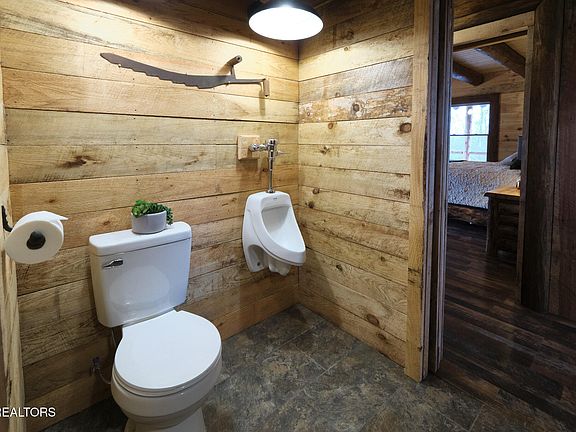 15th image of 1410 Swannsylvania Rd