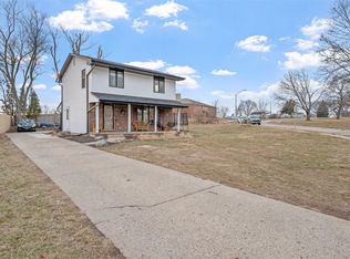 100 Linden Blvd, Pleasant Hill, IA 50327