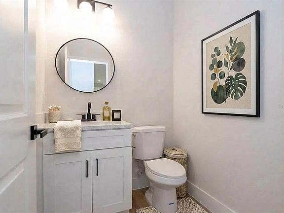 5th image of 423 E 13TH STREET