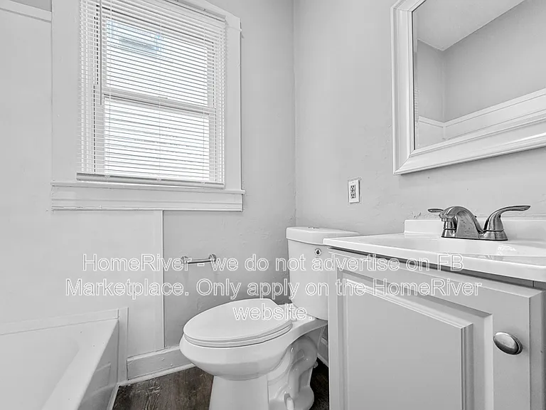 106 N 40th St — Photo 15