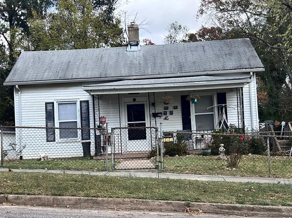 25 Hylton Ave, Danville, VA 24541