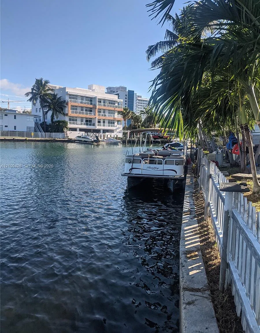 Biscayne Beach Resub — Photo 3