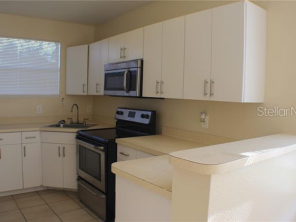 5th image of 2901 Emerson Ave S