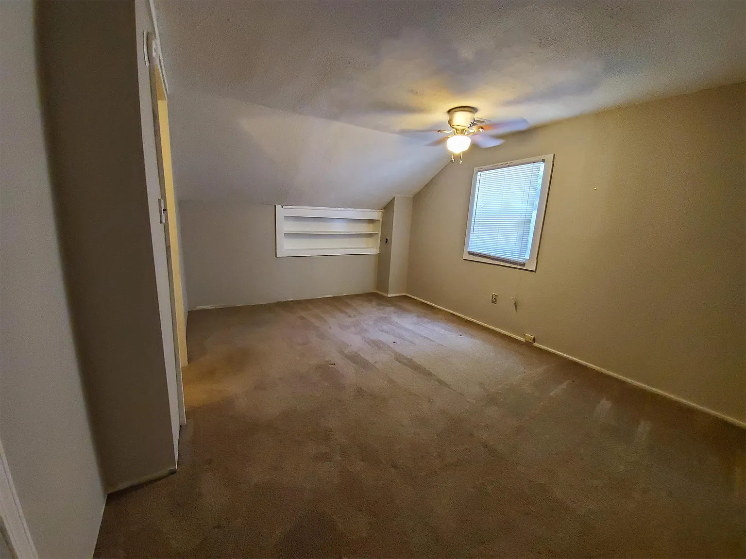 3906 Council Cir - C — Photo 3