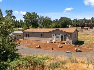 1682 Markham Rd, Hood River, OR 97031