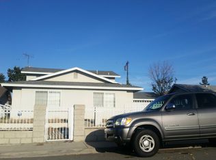 3565 Hillview Dr, Riverside, CA 92503