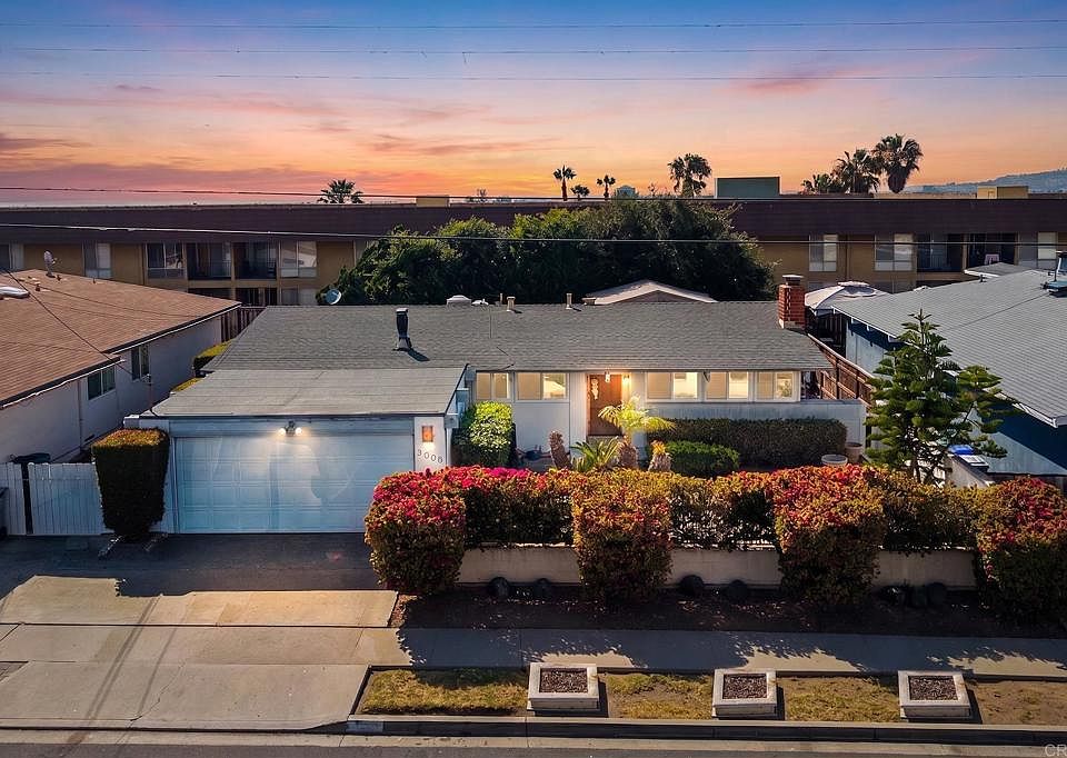 1st image of 3026 Poinsettia Dr