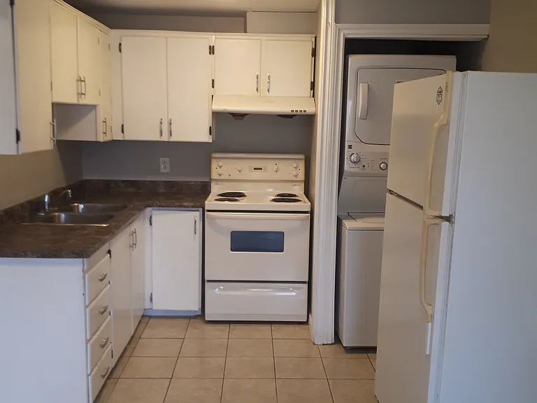 40 Amos Ave #1 — Photo 8