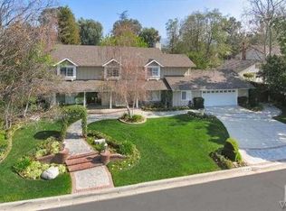 388 Oldstone Ct, Simi Valley, CA 93065