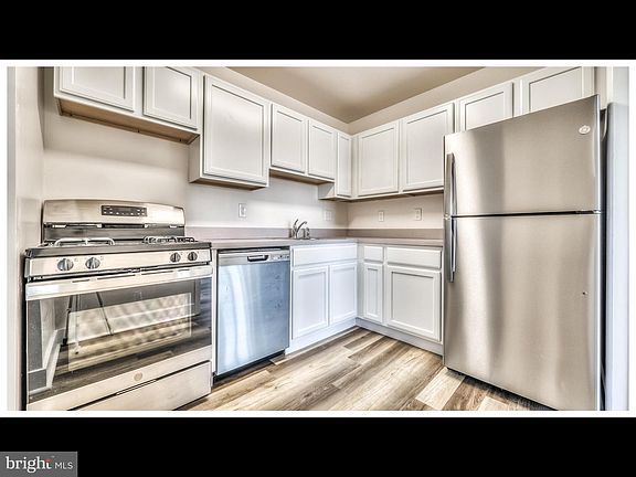3rd image of 10850 Green Mountain Cir Unit 519