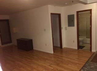 7162 162nd St APT 2A, Fresh Meadows, NY 11365