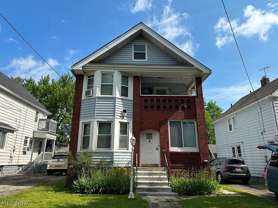 1st image of 2222 Hood Ave