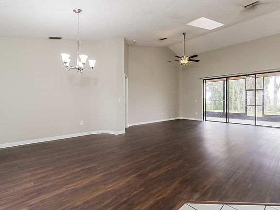 5th image of 14525 Pimberton Dr