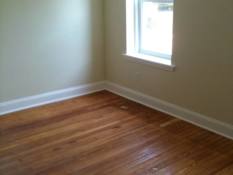 852 Martin Ave — Photo 8