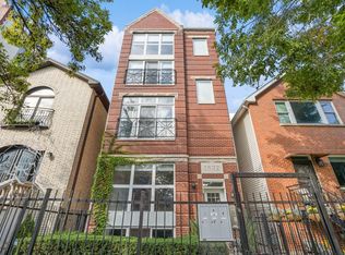 1632 W Erie St #1, Chicago, IL 60622