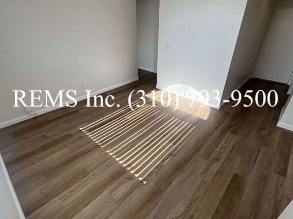 860 W 165th Pl #203