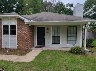 117 Riverbend Dr, Jackson, MS 39272
