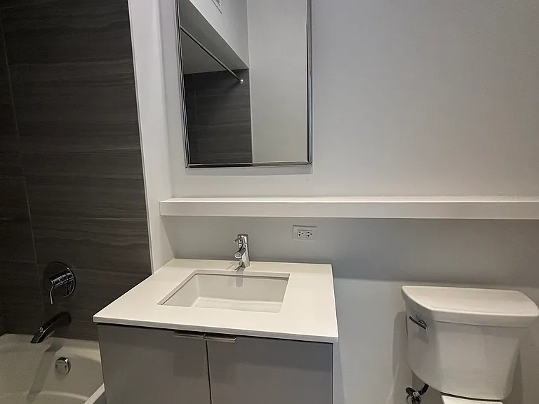 2722 W Belden Ave #608 — Photo 7