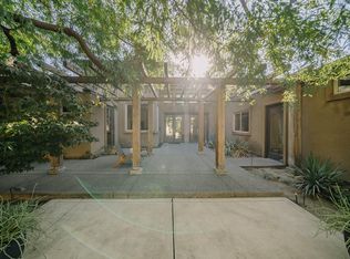 611 N Comstock Ct, Visalia, CA 93292