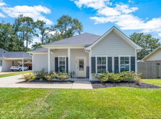 583 Rollins Rd, Lake Charles, LA 70611