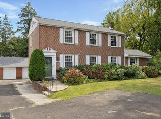 9825 Verree Rd, Philadelphia, PA 19115