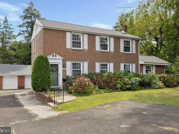 9825 Verree Rd, Philadelphia, PA 19115