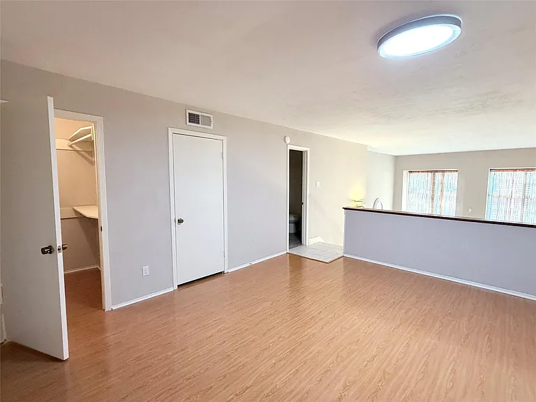 12633 Memorial Dr #74 — Photo 15