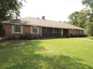 1124 Juniper Dr, Columbia, MS 39429