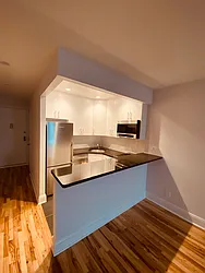 Rented by Metropolis Real Estate of Manhattan