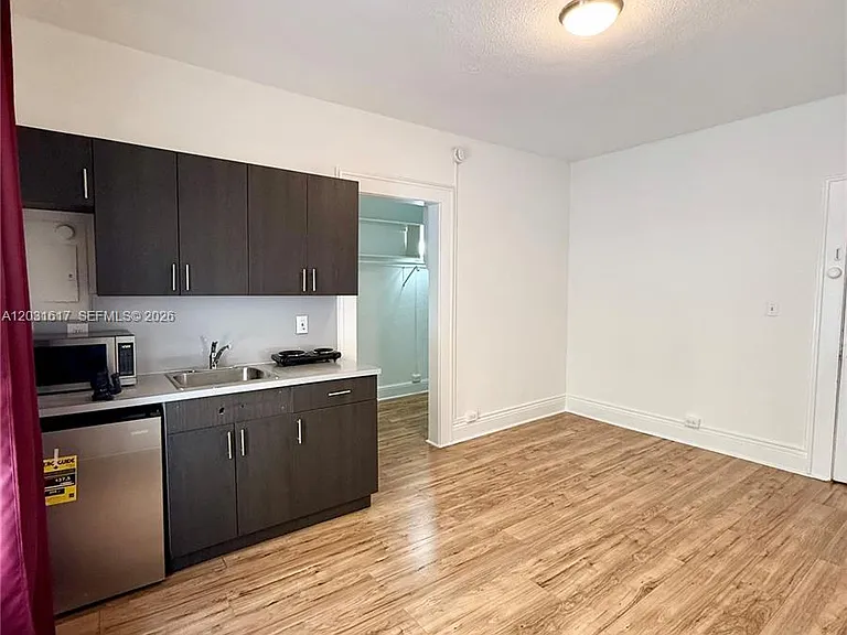 126 Mendoza Ave #2A — Photo 4