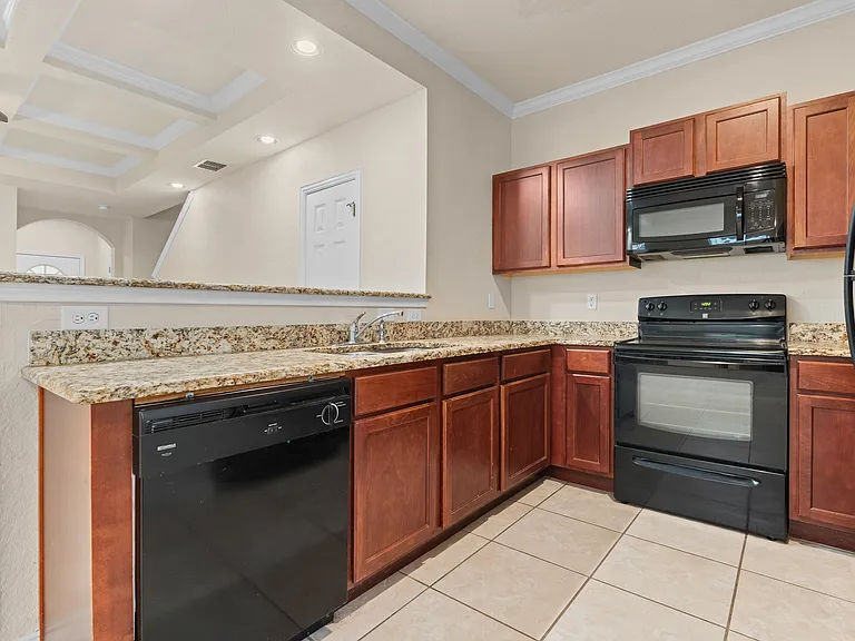 4917 Appleseed Ct — Photo 10