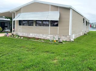 911 Red Bud Rd, Barefoot Bay, FL 32976