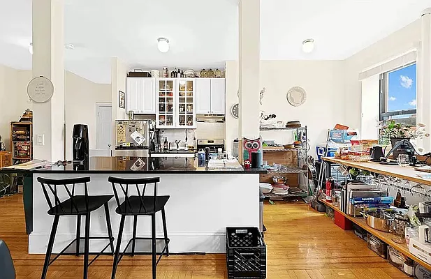 Rented by REAL New York | media 2