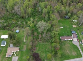 6946 W Lake Rd, Fairview, PA 16415