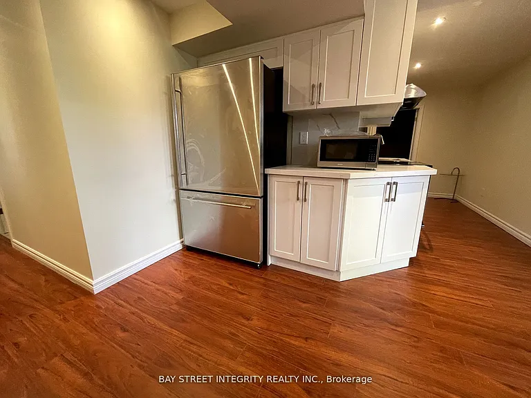 320 Drewry Ave #BASEMENT — Photo 3